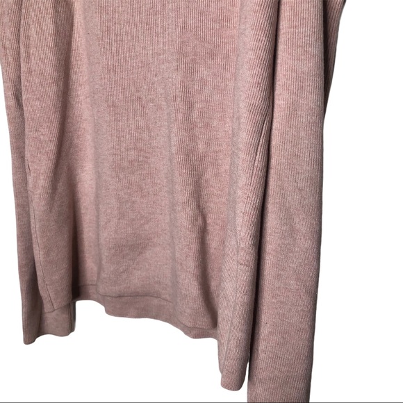 White House Black Market Pink Cold Shoulder Top - Picture 11 of 12